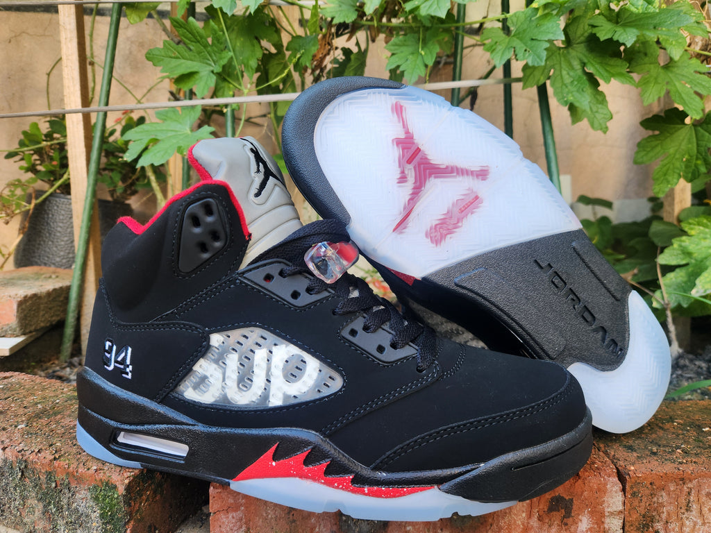 Air Jordan 5 Retro Supreme 'Black' (2015)