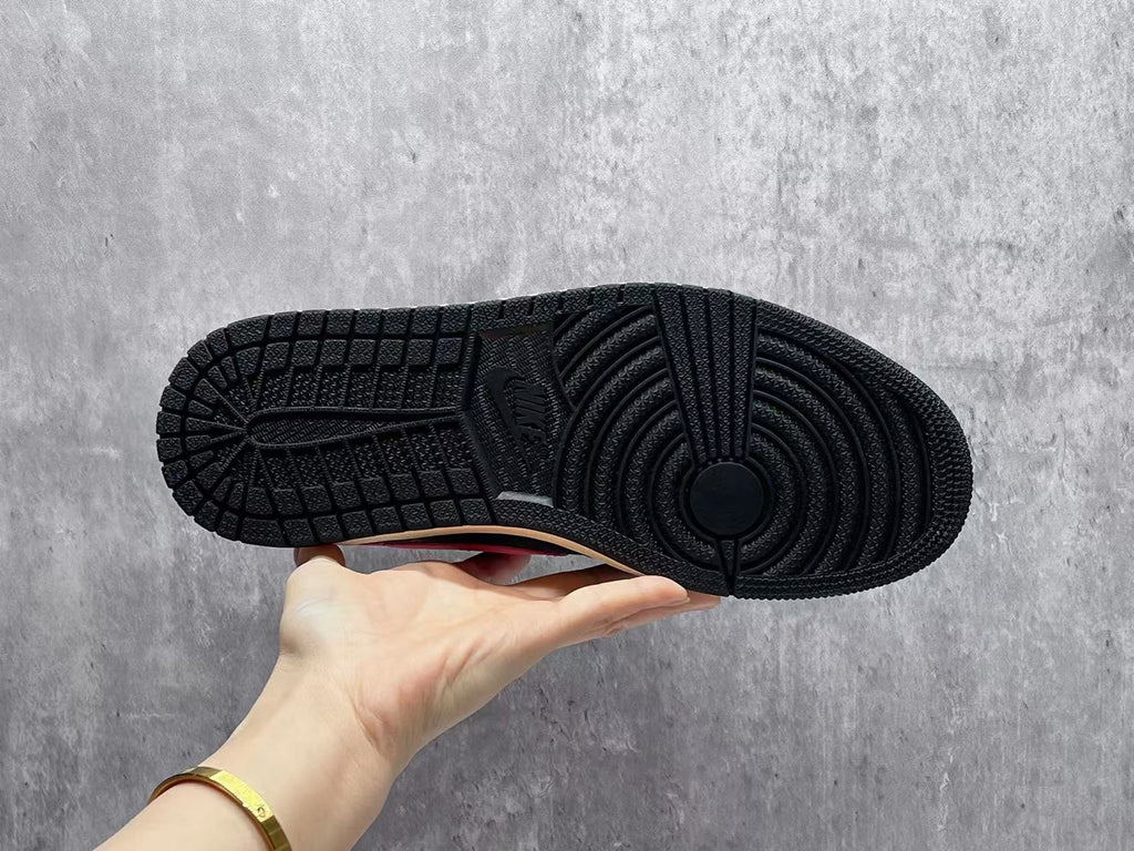 Nike Jordan Air Jordan 1 Retro Low OG 'Banned' Sneakers - Black / Varsity Red
