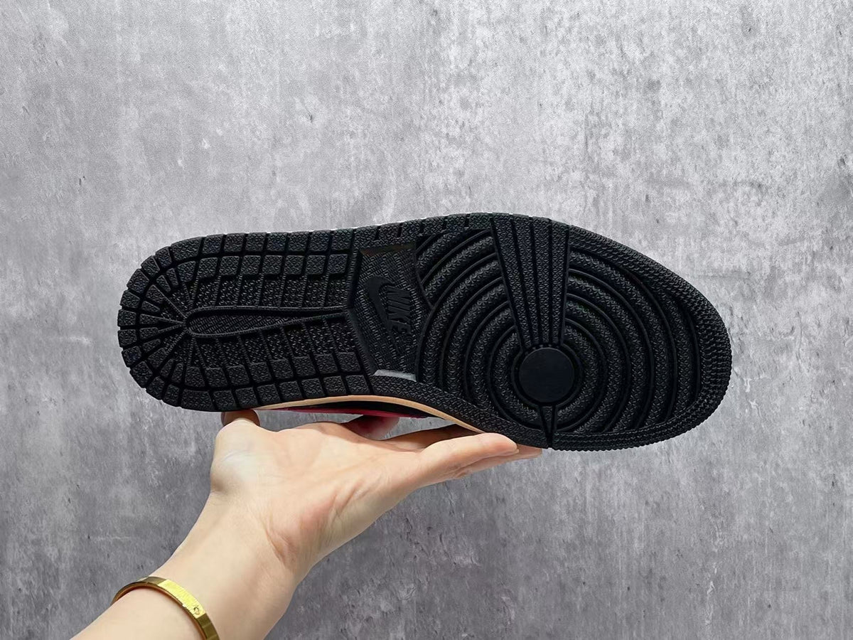 Nike Jordan Air Jordan 1 Retro Low OG 'Banned' Sneakers - Black / Varsity Red