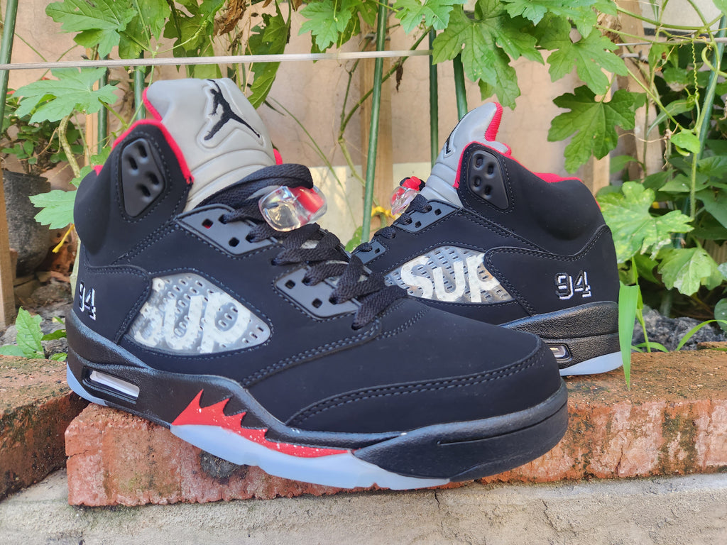 Air Jordan 5 Retro Supreme 'Black' (2015)