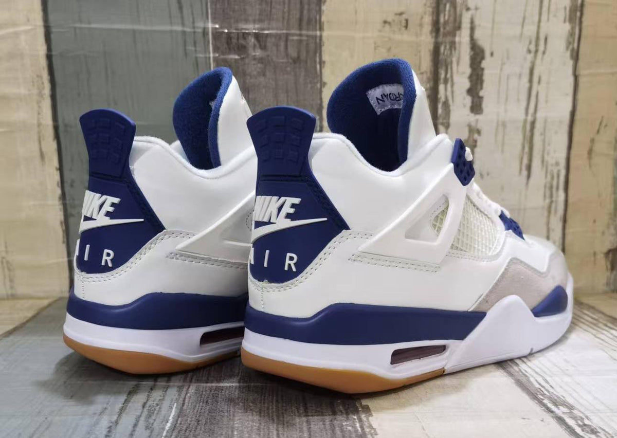 Air Jordan 4 Retro Military Blue 2024
