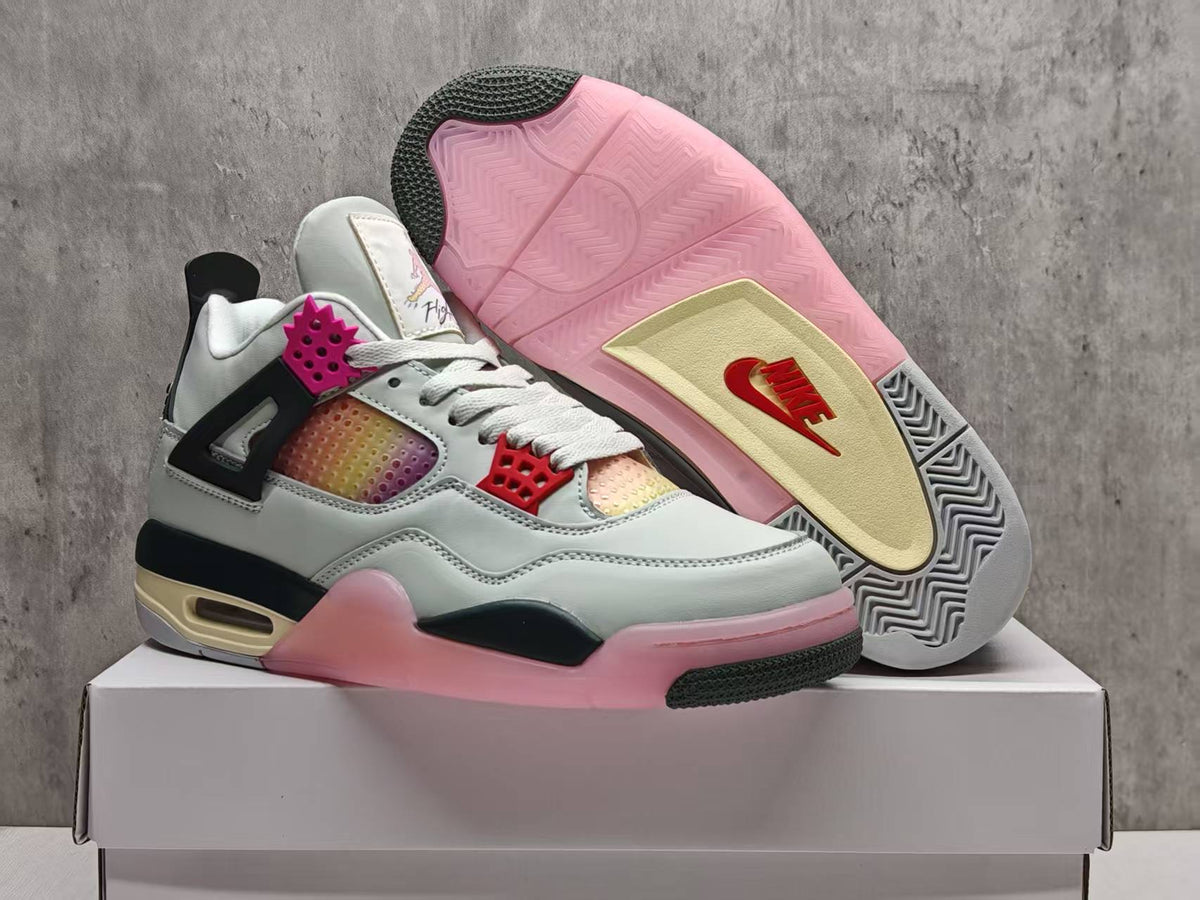 Air Jordan 4 Retro "Comic"