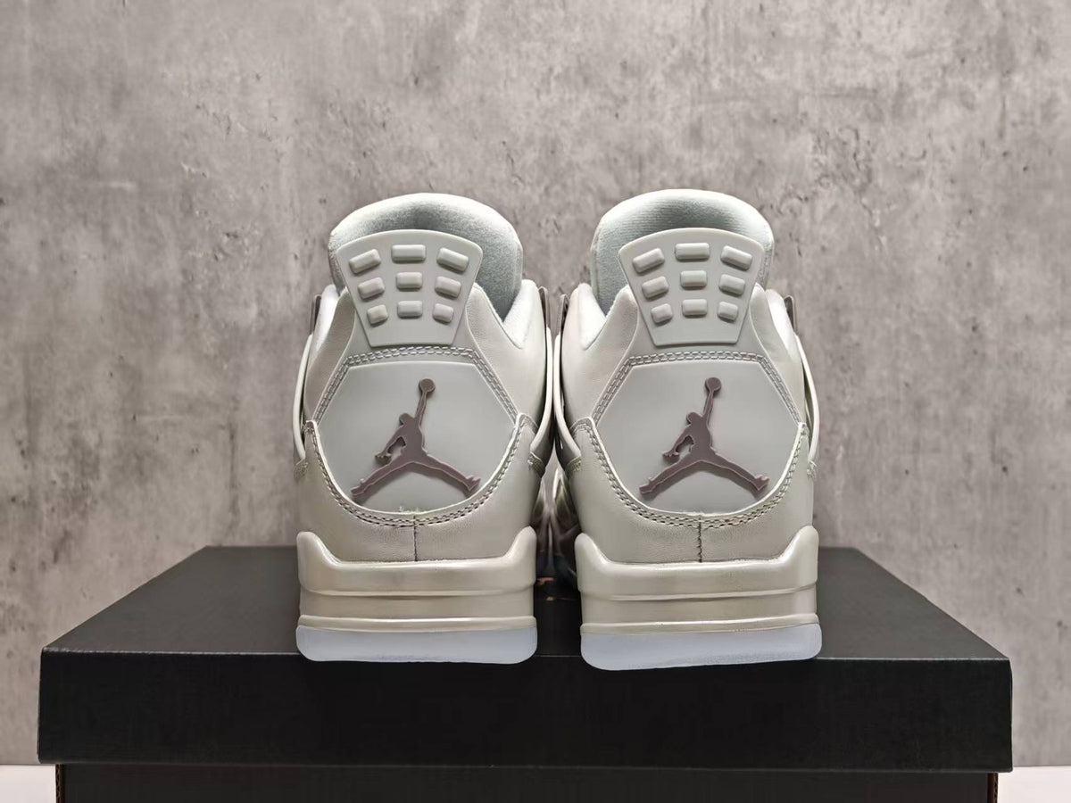 Air Jordan 4 Retro 'Frozen Moments'