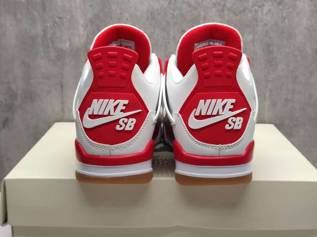 Air Jordan 4 Retro ‘Red Cement’