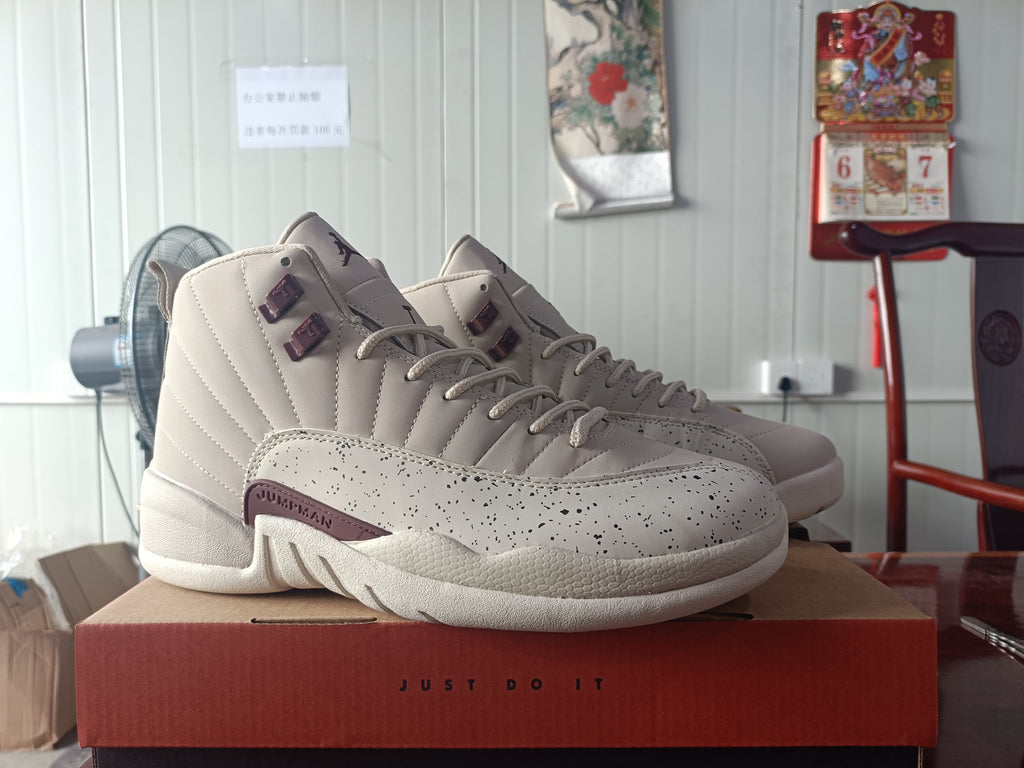 (WMNS) Air Jordan 12 Retro 'Egg Nog / Light Orewood Brown'