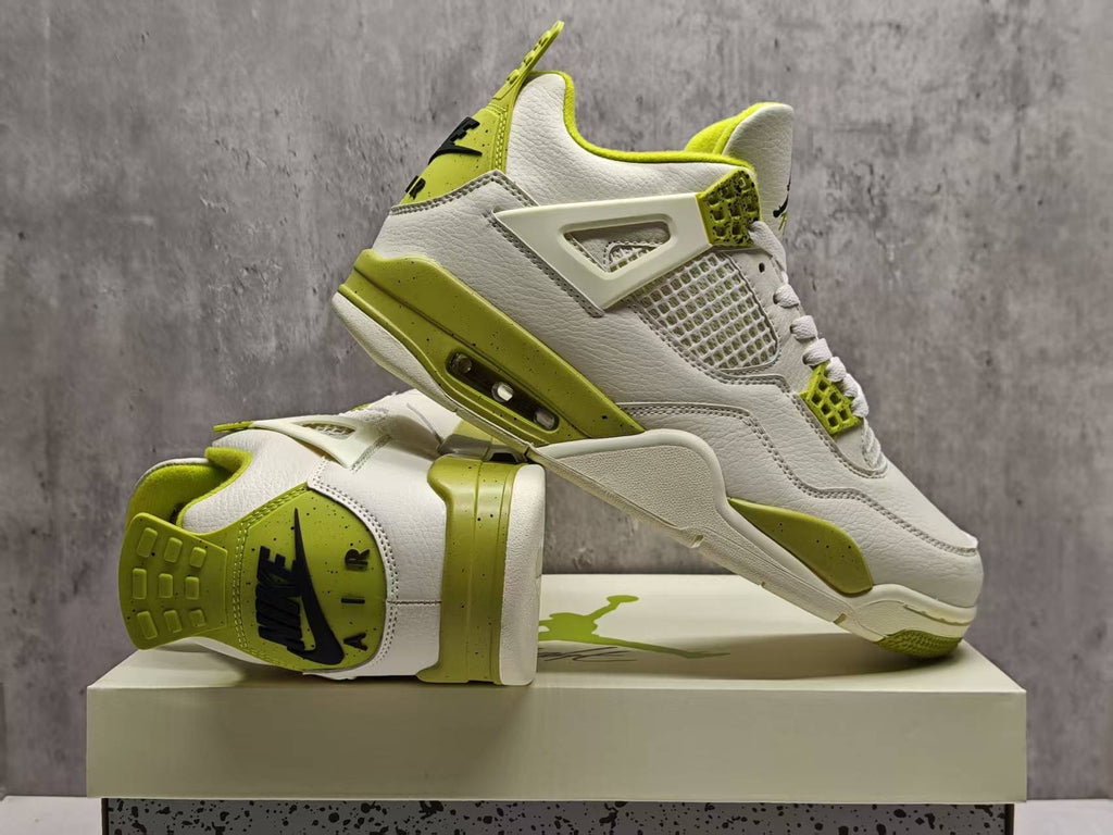 Women's Air Jordan 4 Retro "Oil Green"